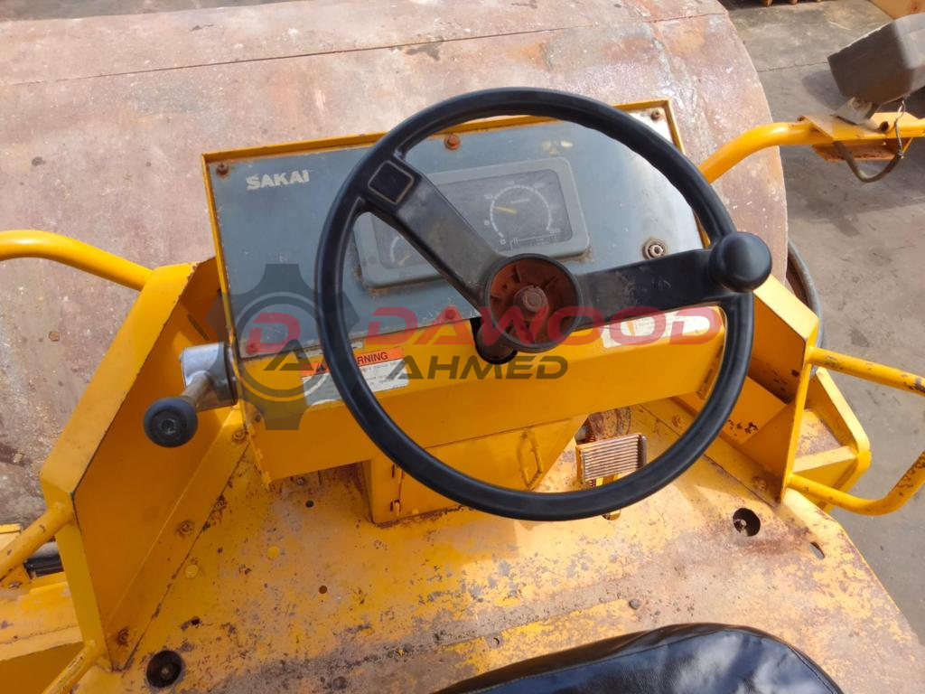 Sakai SV512FT Vibration Roller Year: 2008 — photo 3