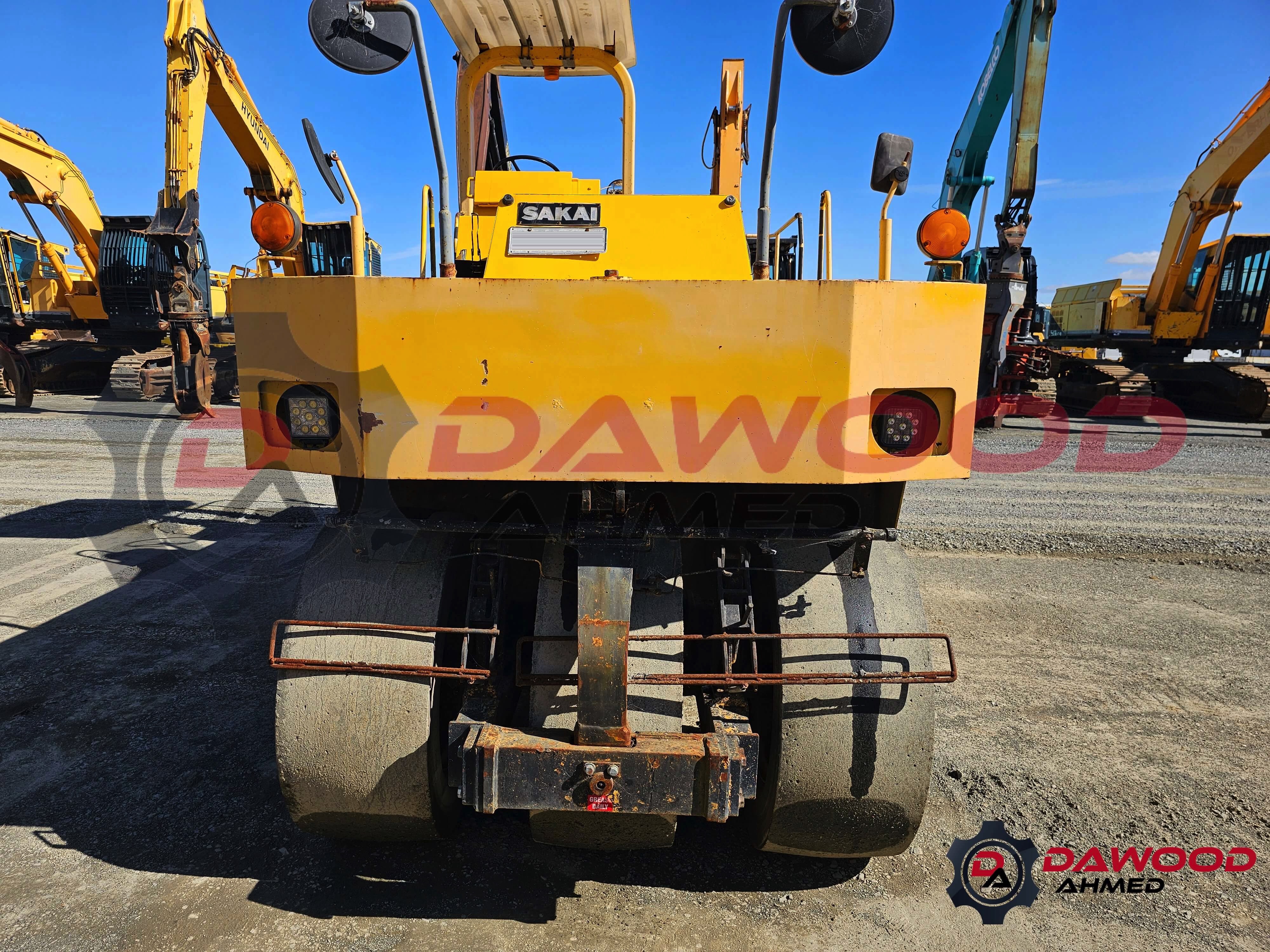 Sakai T600C Pneumatic Tire Roller Unit 2 — photo 4