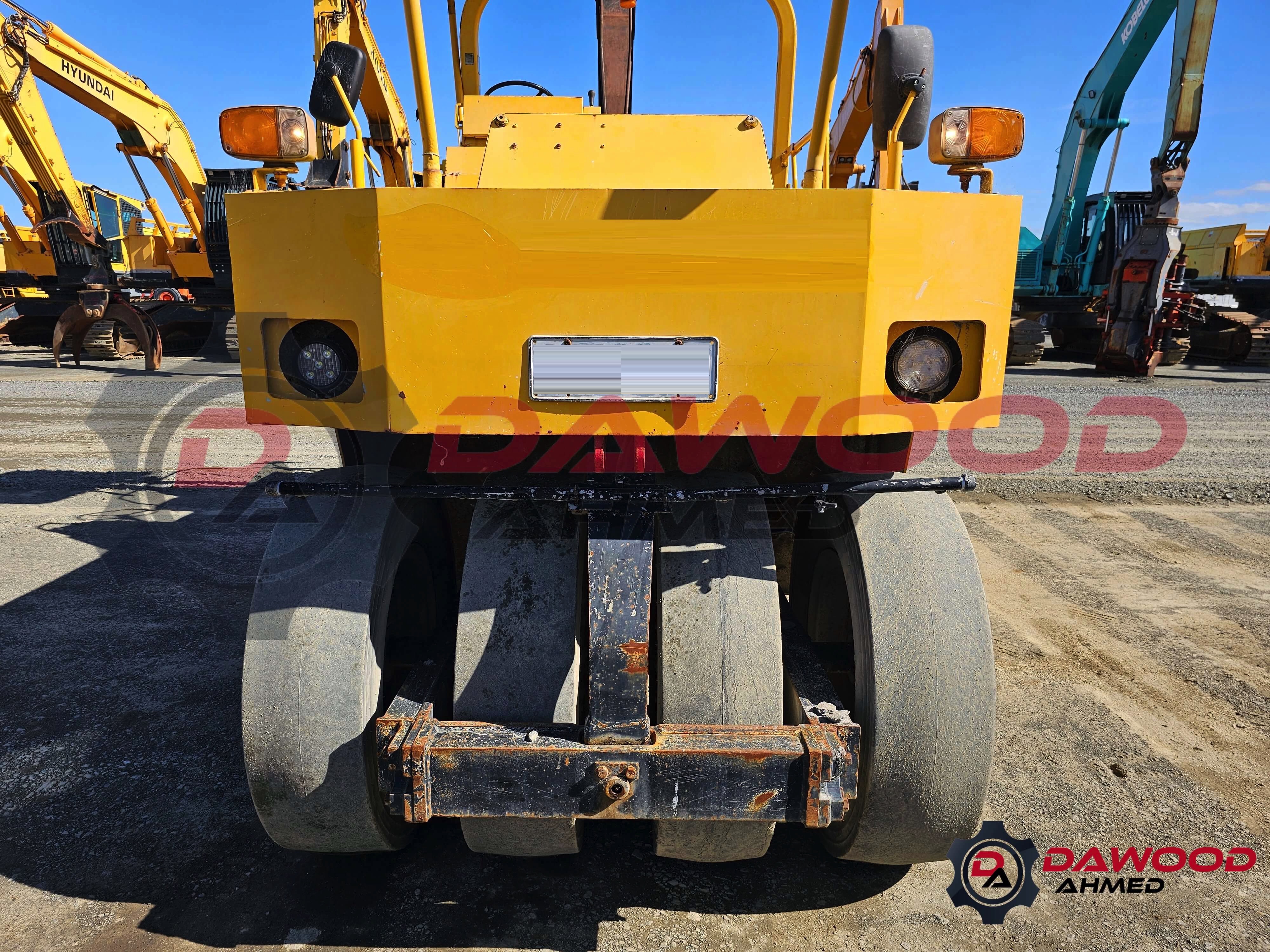 Sakai T600C Pneumatic Tire Roller Unit 1 — photo 6