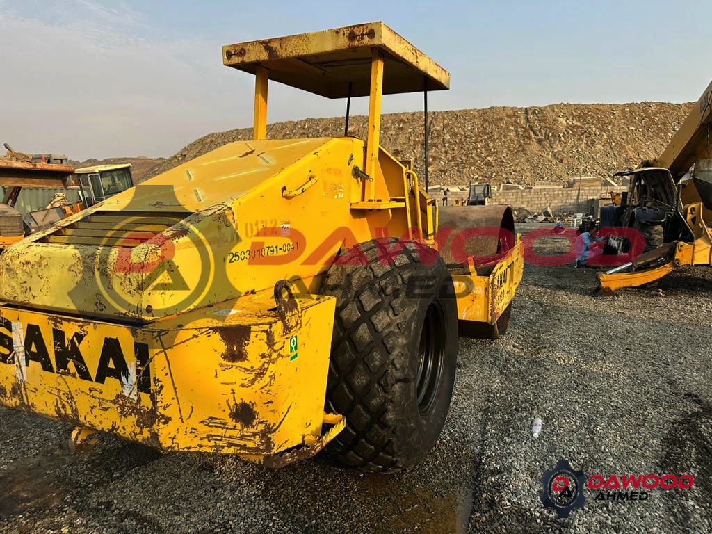 Sakai SV512D Vibration Roller S/no: VSV18D-21355 Year: 2008 — photo 2