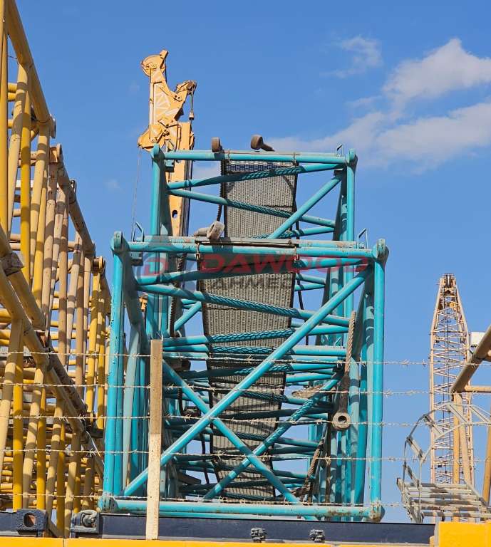 Kobelco BM900HD Year: 2003 Capacity: 90 tons — photo 3