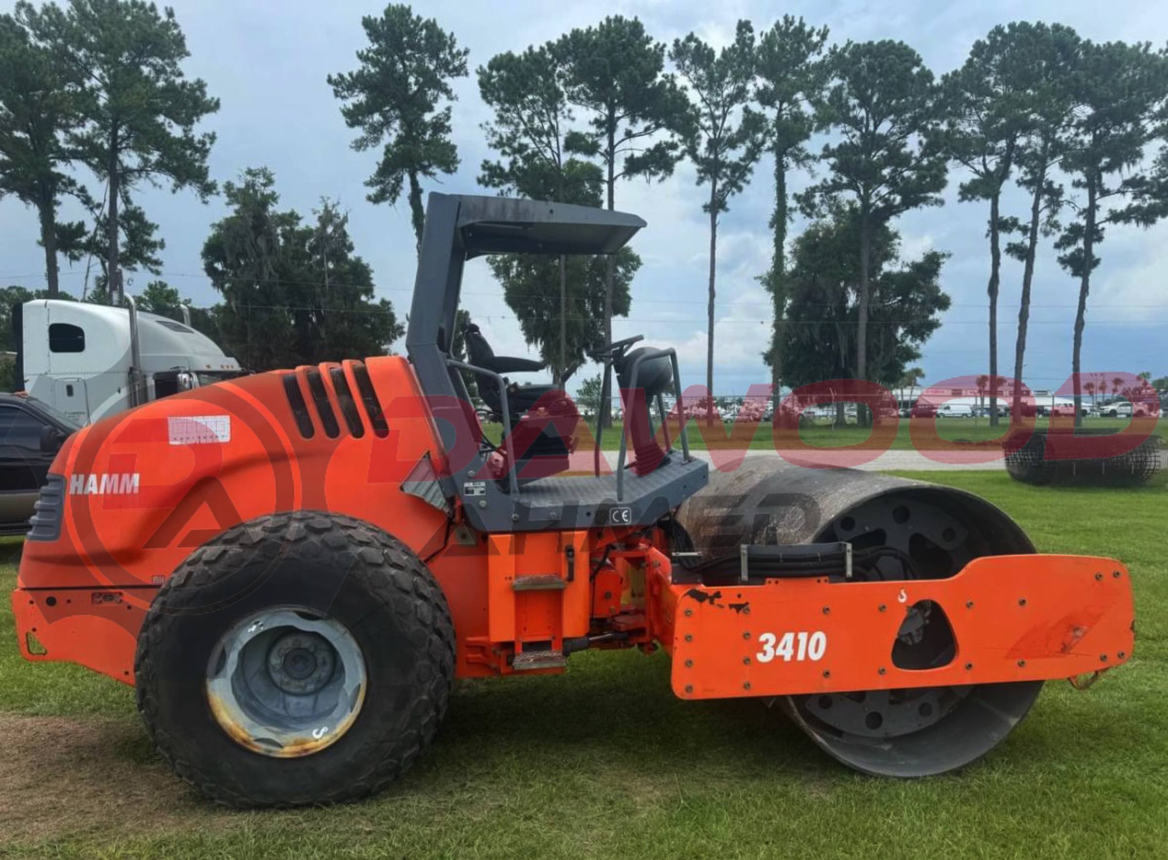 Hamm 3410 Road Roller Year 2006 Low Hours — photo 3