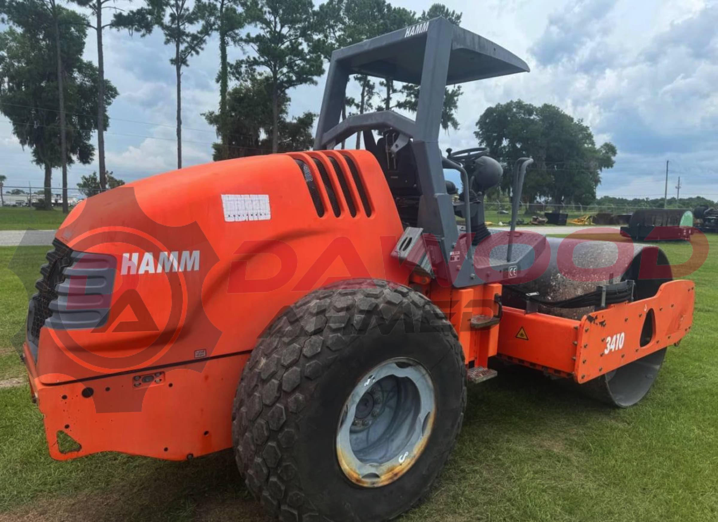 Hamm 3410 Road Roller Year 2006 Low Hours — photo 4