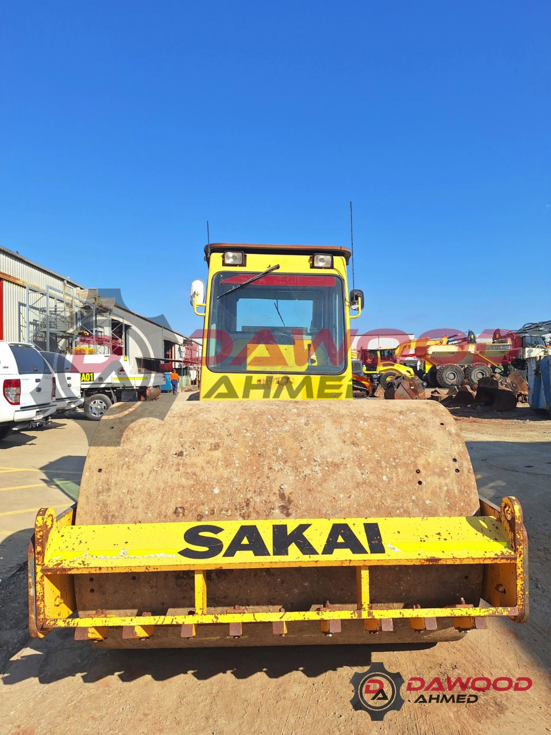 Sakai SV512DF-E Vibration Roller Year: 2009 with Cabin — photo 2