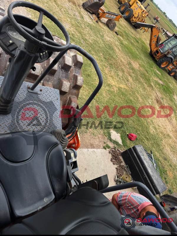 Hamm 3410P Year: 2010 Padfoot Vibration Roller — photo 3