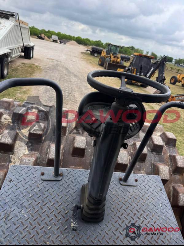 Hamm 3410P Year: 2010 Padfoot Vibration Roller — photo 2