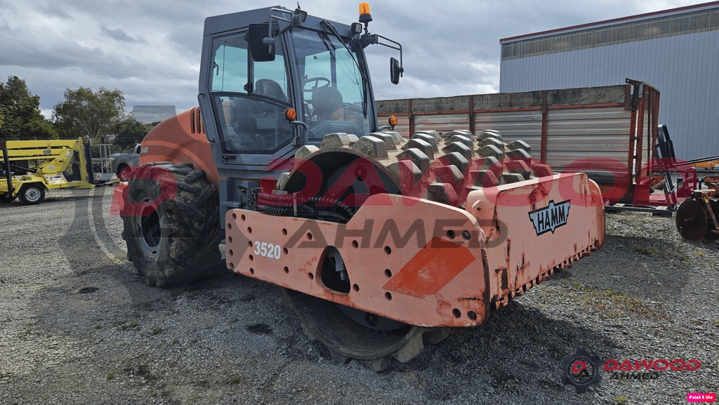 Used Hamm 3520P Pad-foot Vibration Roller — photo 2