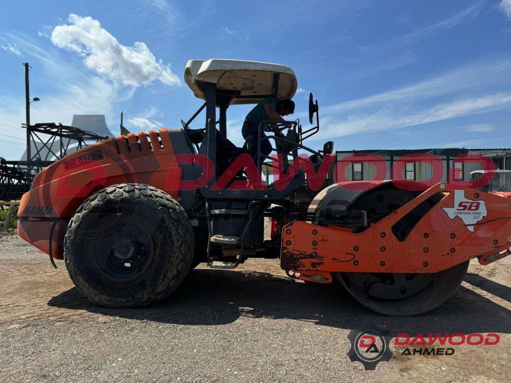 Hamm H11i Smooth Drum Vibation Roller Year 2014 — photo 9