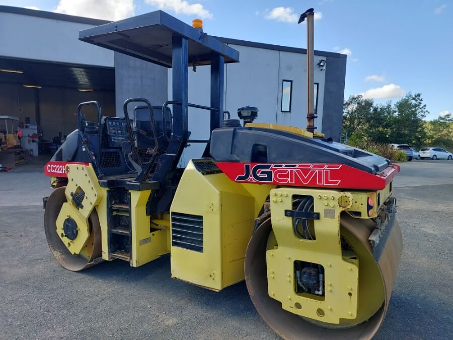 Used Dynapac CC222HF Tandem Roller 2004 – Reliable Asphalt Compactor for Sale — photo 10