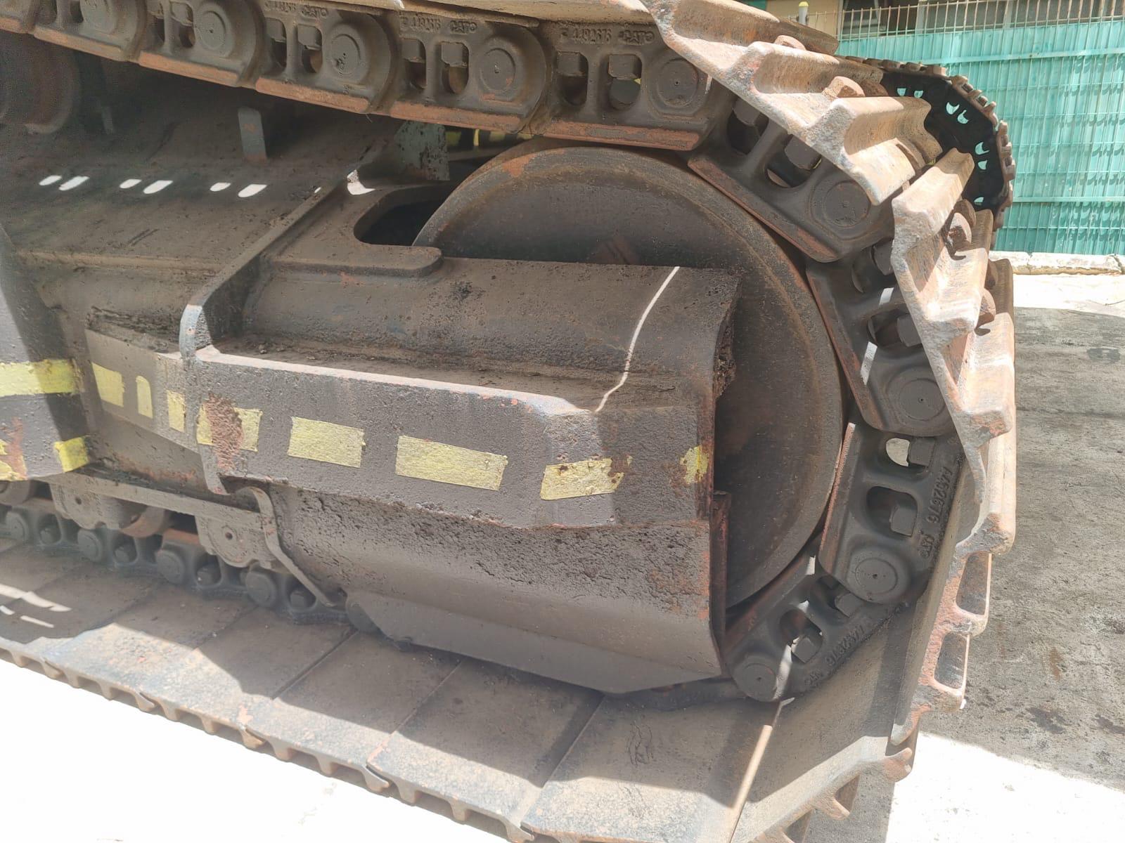 Used CAT 340D Crawler Excavator – 2018 Model in Excellent Working Condition — photo 6