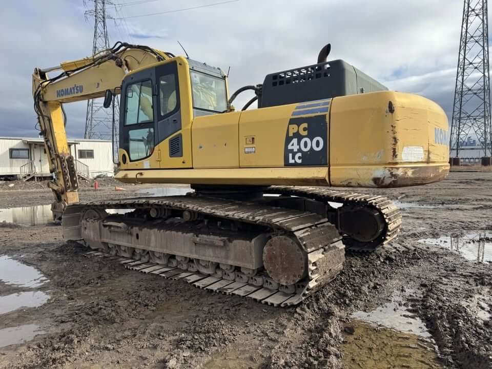 Used Komatsu PC400LC-8 Crawler Excavator for Sale | Heavy Duty 40 Ton Excavator 2009 — For Sale at Dawood Ahmed FZE