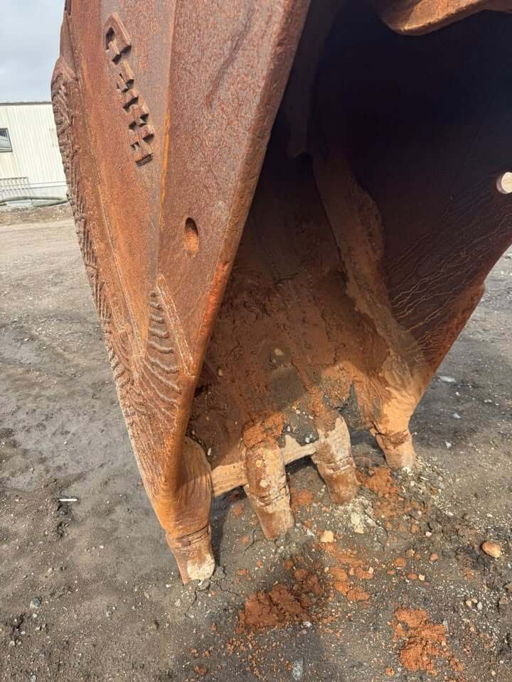 Used Komatsu PC400LC-8 Crawler Excavator for Sale | Heavy Duty 40 Ton Excavator — photo 5