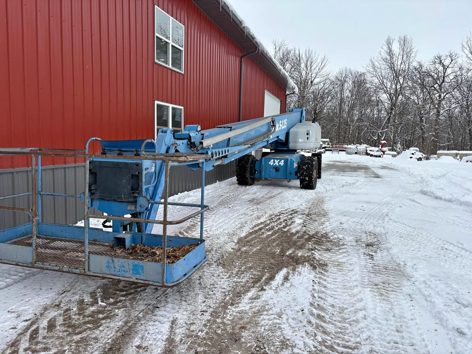 Used Genie S-125 Boom Lift 2001 Model Available for Sale — photo 2