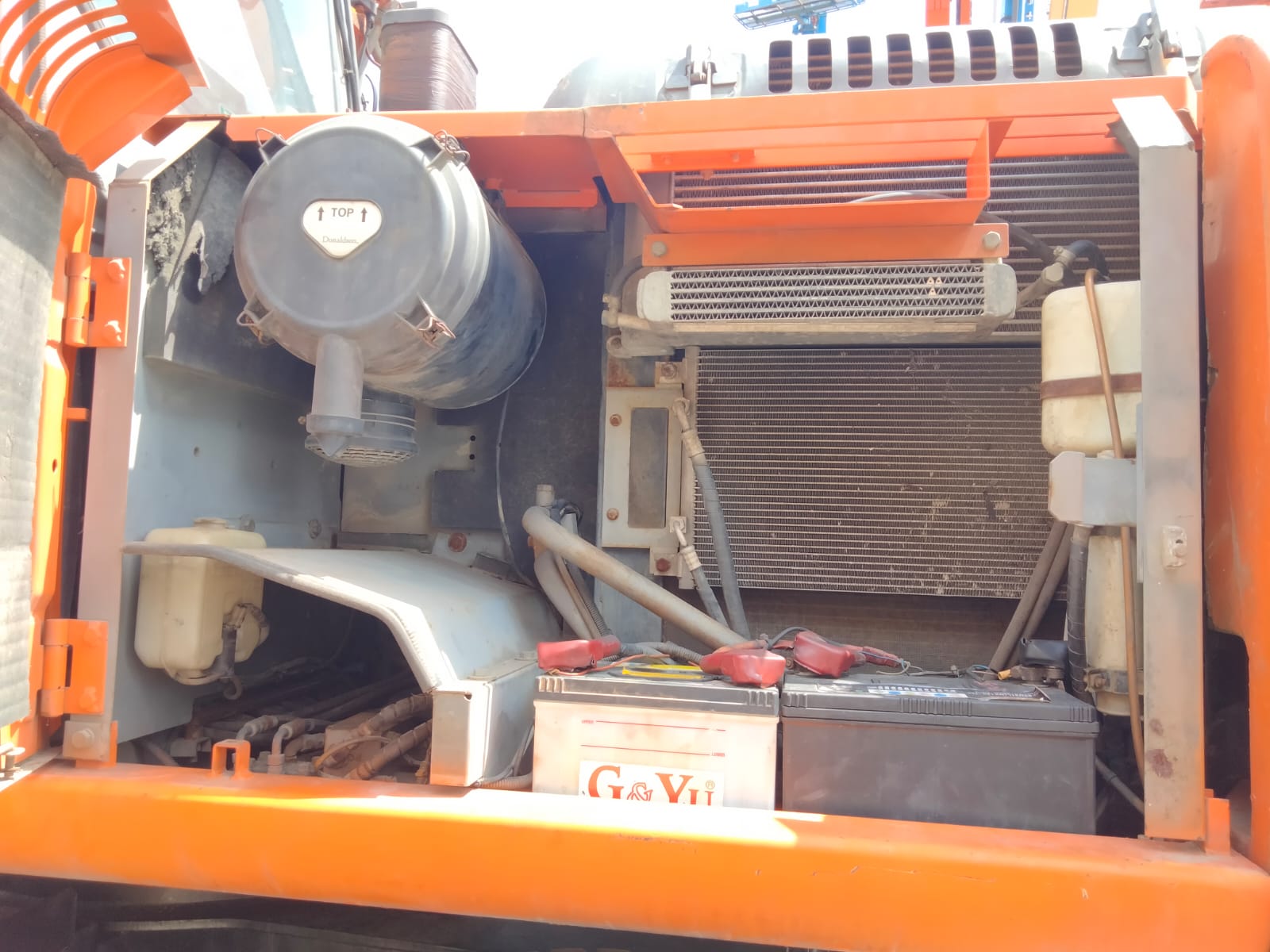 2006 Hitachi ZX160W — photo 11