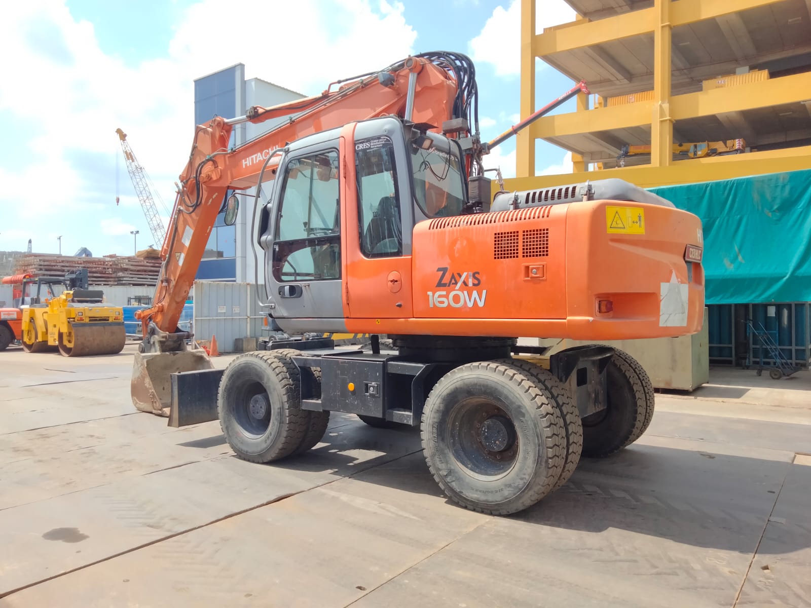 2006 Hitachi ZX160W — photo 3